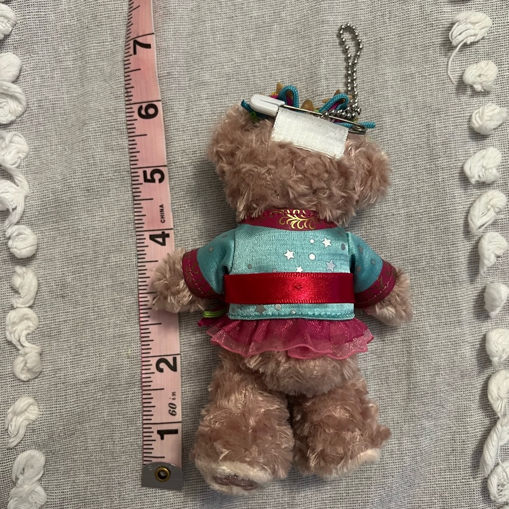 Shellie May Keychain - Picture 2 of 3